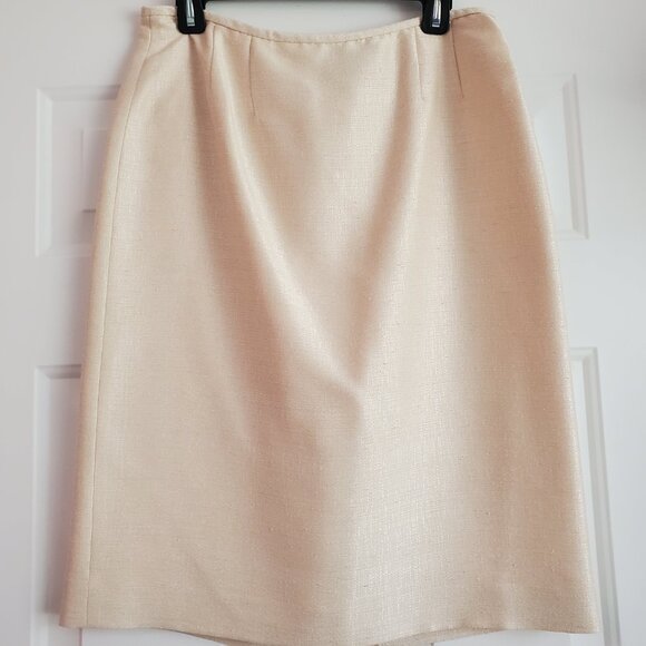 Kasper 3-piece skirt suit set. Gorgeous shimmering ivory tweed fabric! - Picture 4 of 13